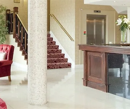 Riverside Park Hotel 3*
