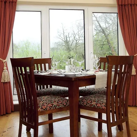 Riverside Park Hotel 3*